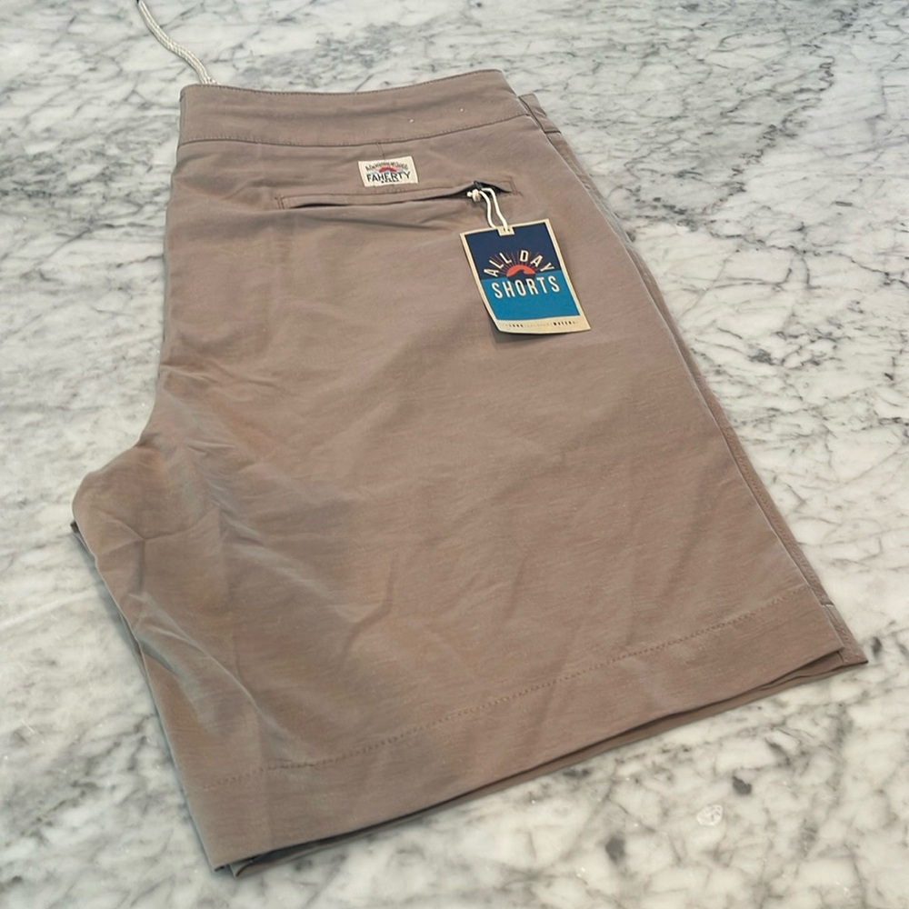NWT Faherty All Day Men’s Shorts Size 36